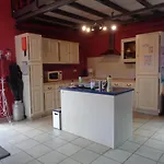 à Deux Pas De L'horloge Appartamento Senzeille