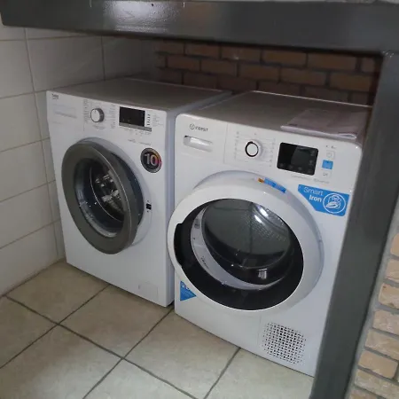 à Deux Pas De L'horloge Appartamento Senzeille