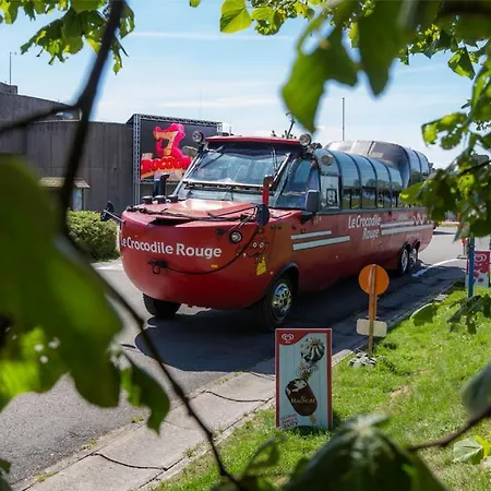 à Deux Pas De L'horloge * Senzeille