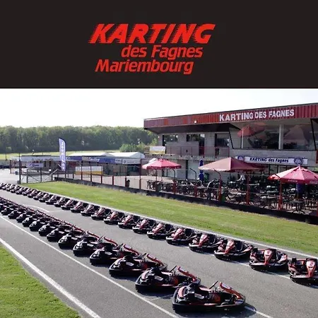 A Deux Pas De L'horloge *