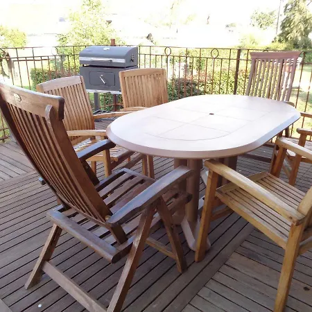 아파트 A Deux Pas De L'horloge *